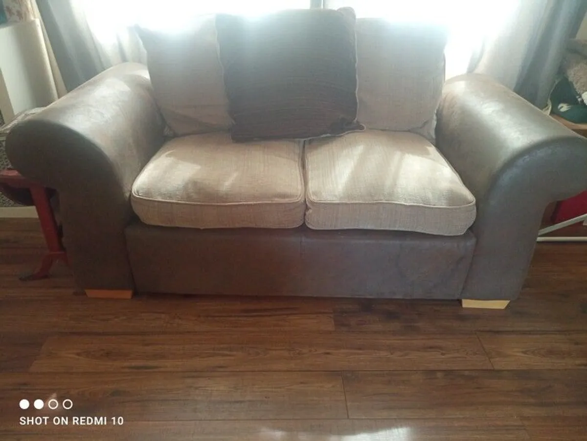 Small sofa and L shape sofa - Image 2