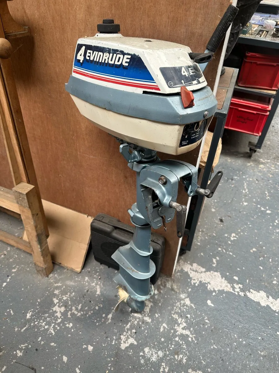 Evinrude 4 Outboard Motor - Image 1