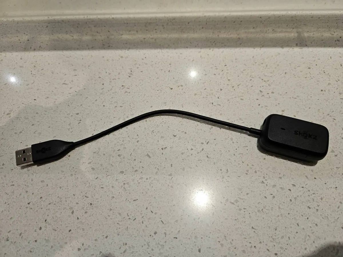 Skokz OpenSwim charge cable - Image 2