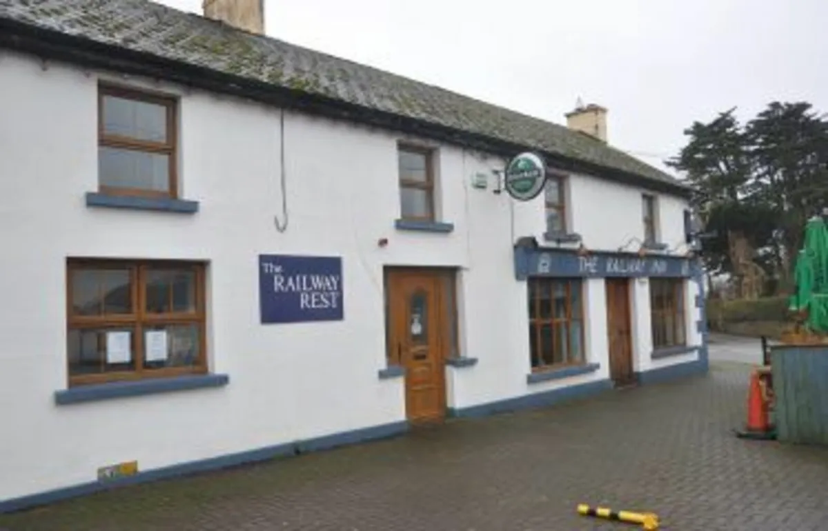 Licensed Premises & Living Accommodation - Image 1