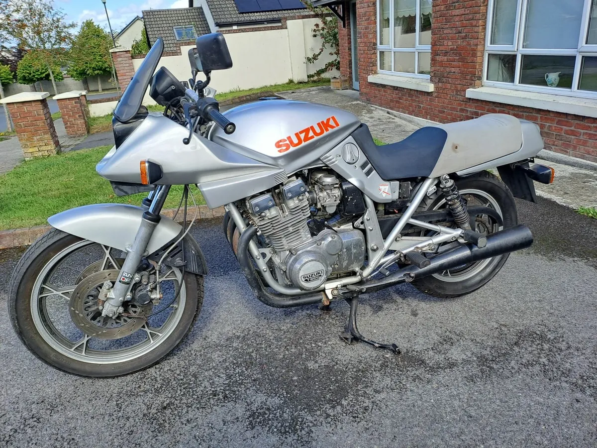 Classic motorcycle - Image 1