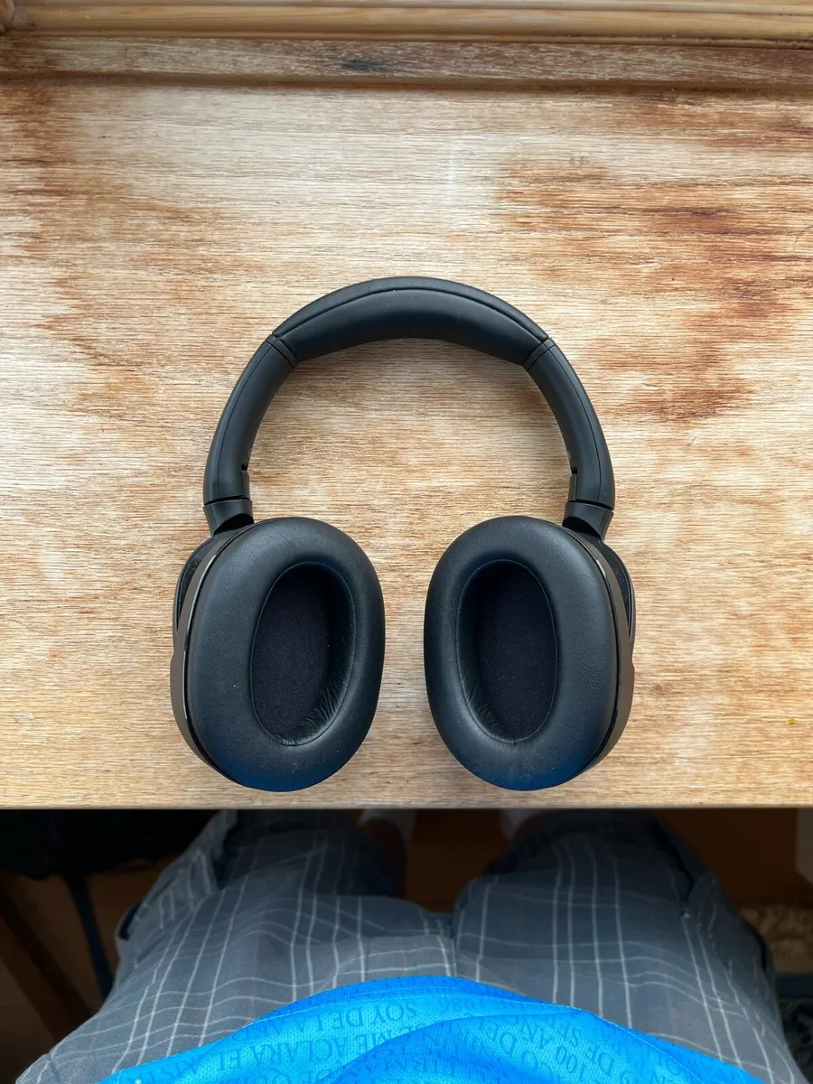 Sony ULT Wear Wireless Headphones - Image 3