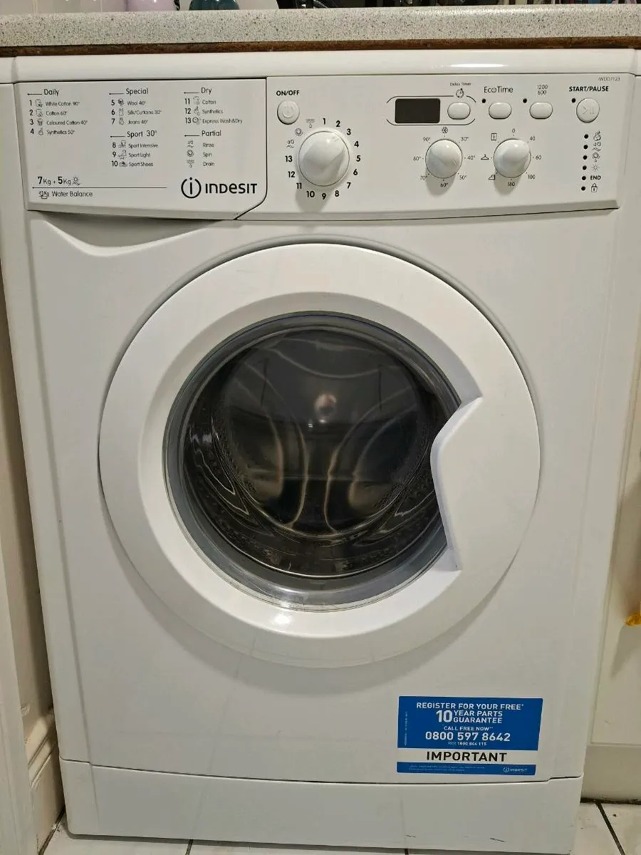 Washer Dryer Indesit - Image 1