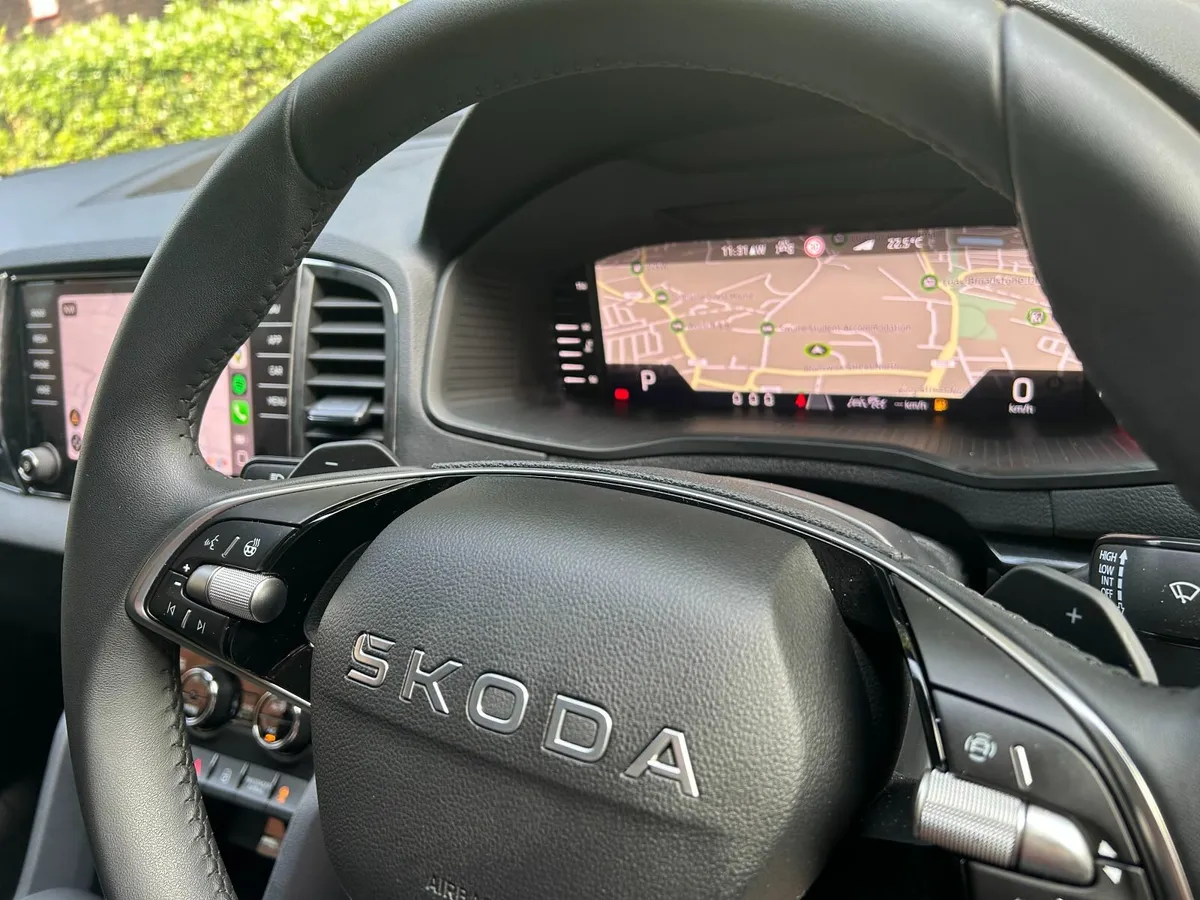 2025 Skoda Karoq Selection+ 1.5 Auto Leather - Image 3