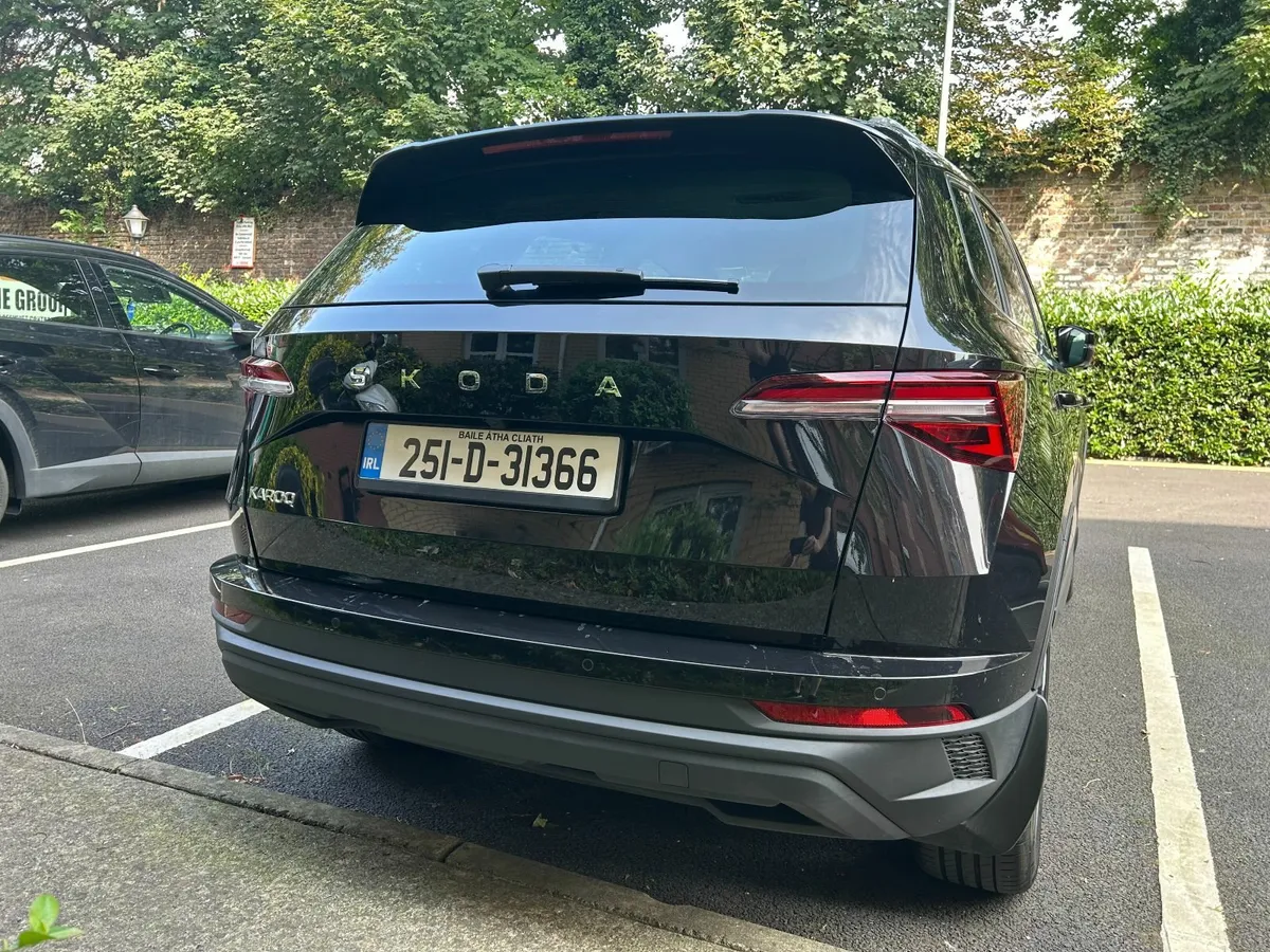2025 Skoda Karoq Selection+ 1.5 Auto Leather - Image 4
