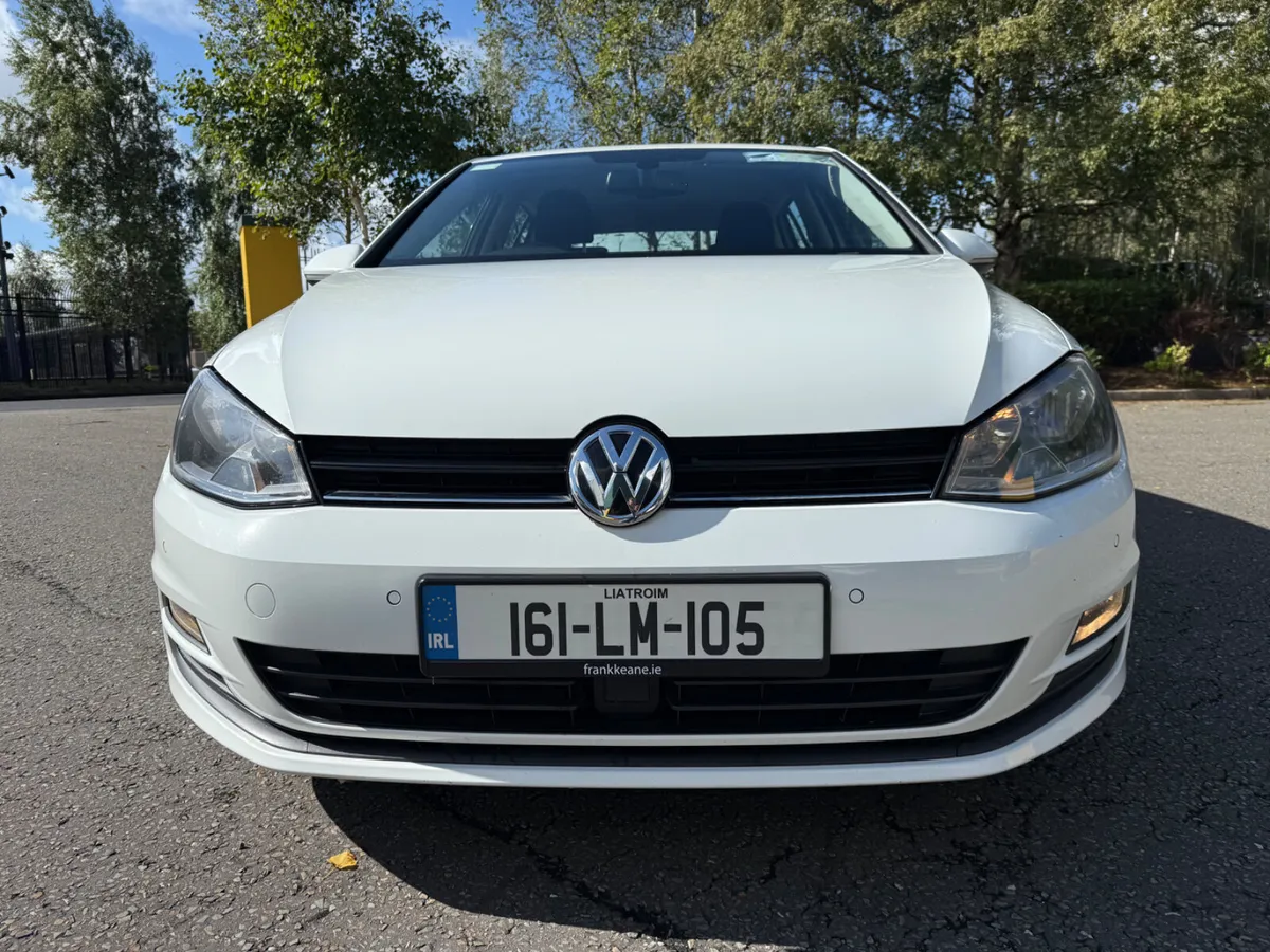 Volkswagen Golf 1.6 TDI 5 Door Hatchback - Image 2