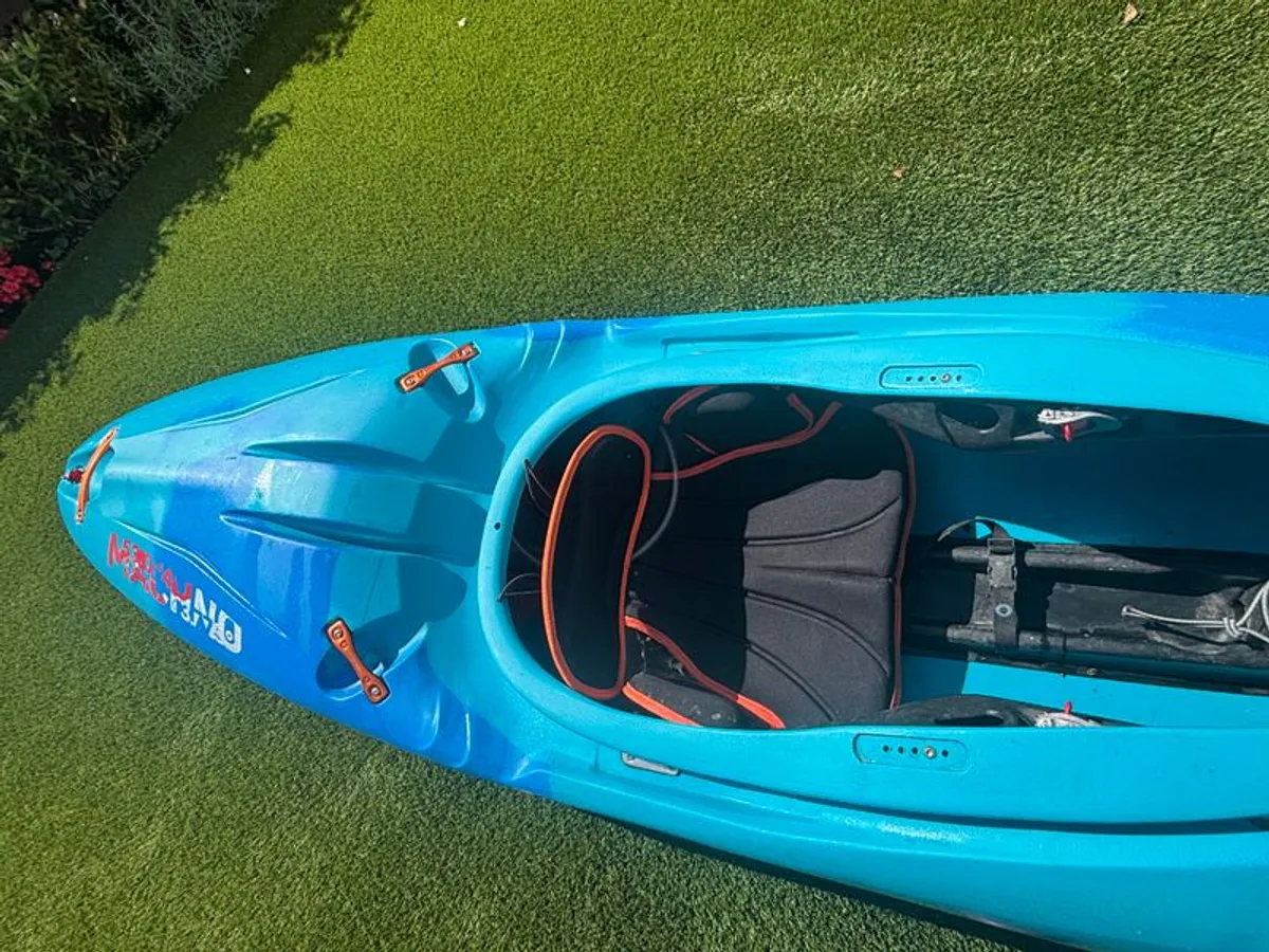 Pyranha Machno Kayak - Image 4