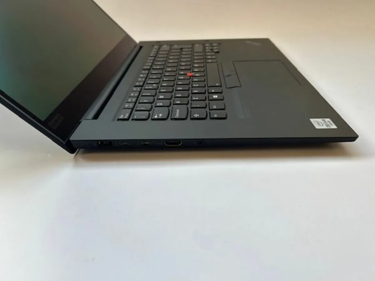 Lenovo X1 15.6" Touchscreen i9 32GB Ram Graphics - Image 2
