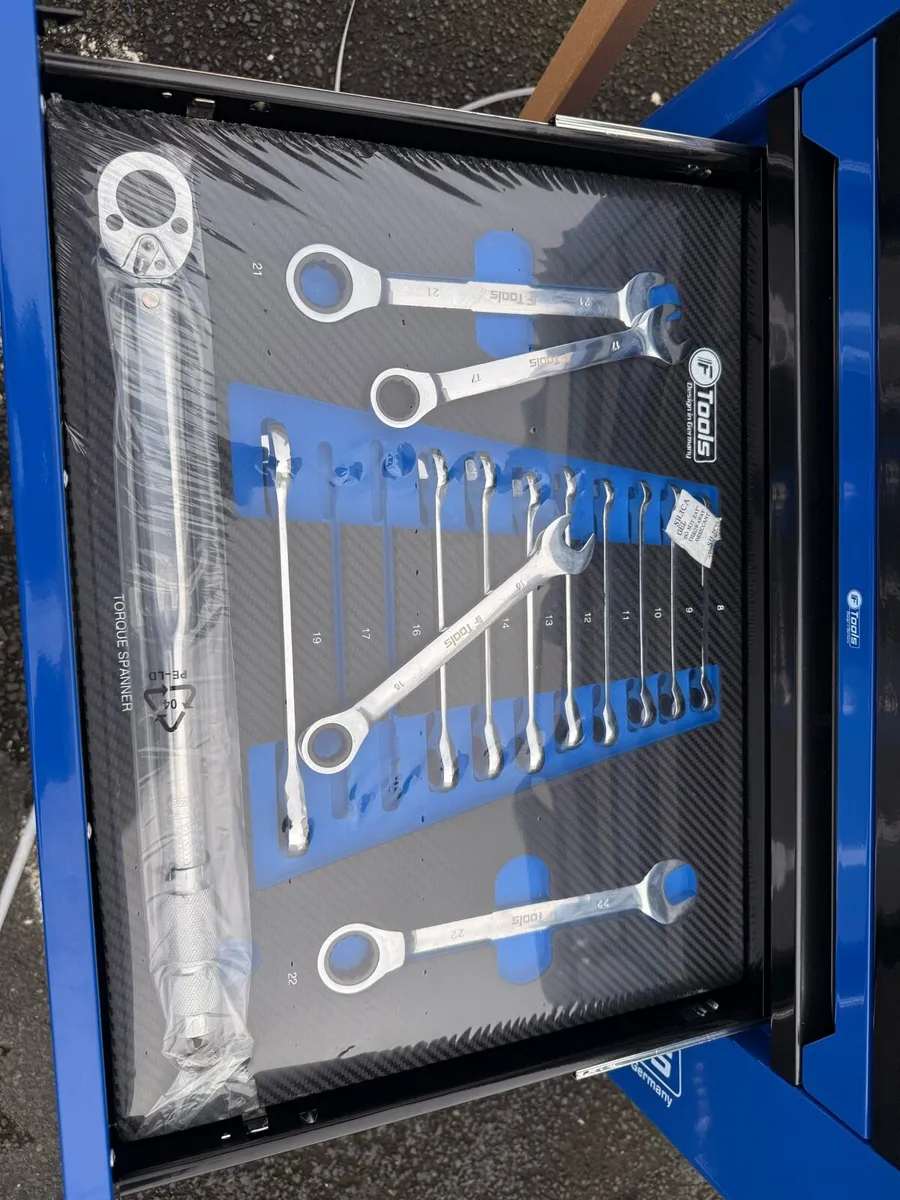 BRAND NEW 7 DRAWER TOOL CHEST FULL OF TOOLS - Image 4