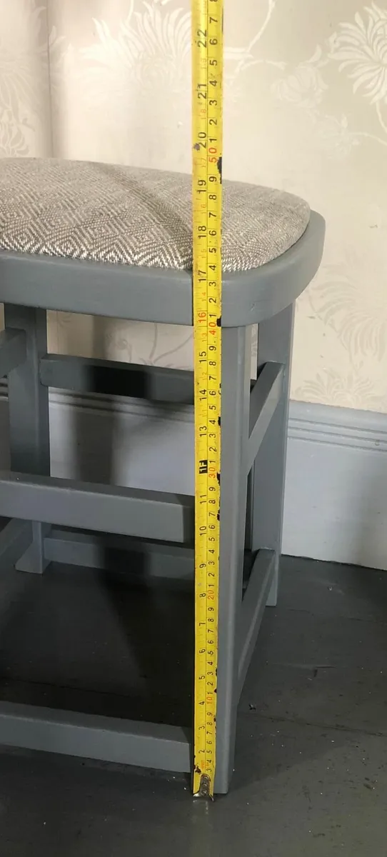 Four bespoke Mid-Century stools - Image 2