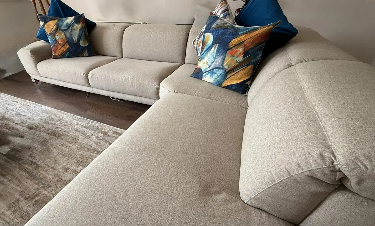 Natuzzi Editions Corner Couch, Excellent condition - Image 2
