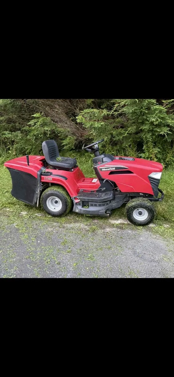 Ride on mower Mountfield hydrostatic 1530 - Image 3