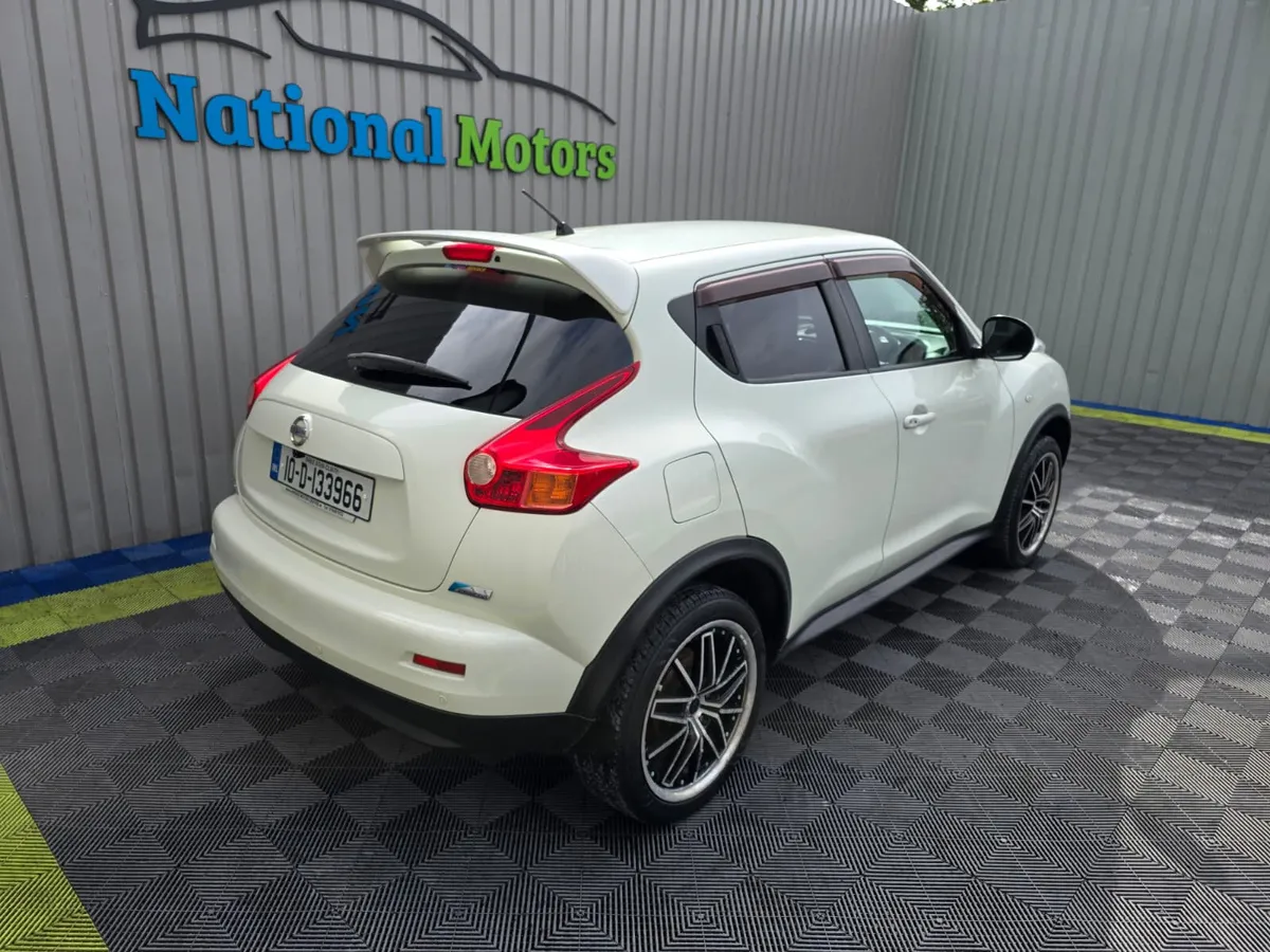 2010 Nissan Juke 1.6P Automatic - Image 3