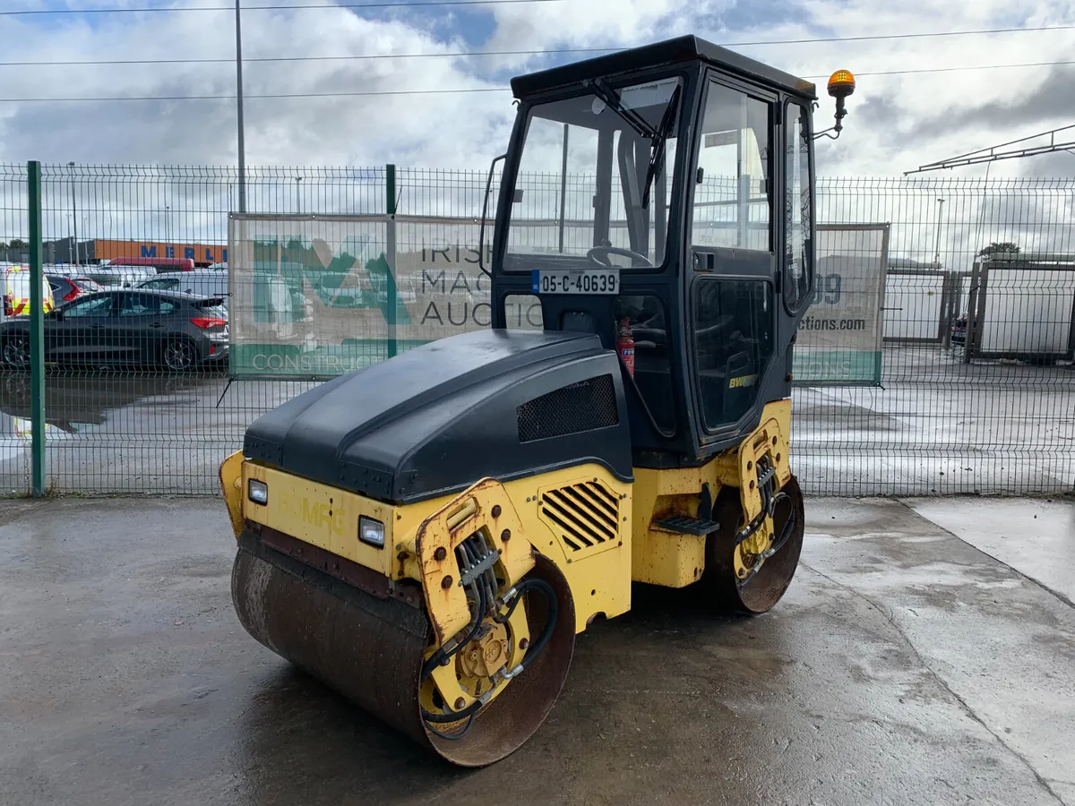 2005 BOMAG BW120AD TWIN DRUM ROLLER FOR AUCTION - Image 1