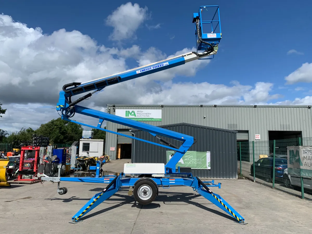 2011 NIFTY LIFT 17M ELEC CHERRY PICKER FOR AUCTION - Image 2