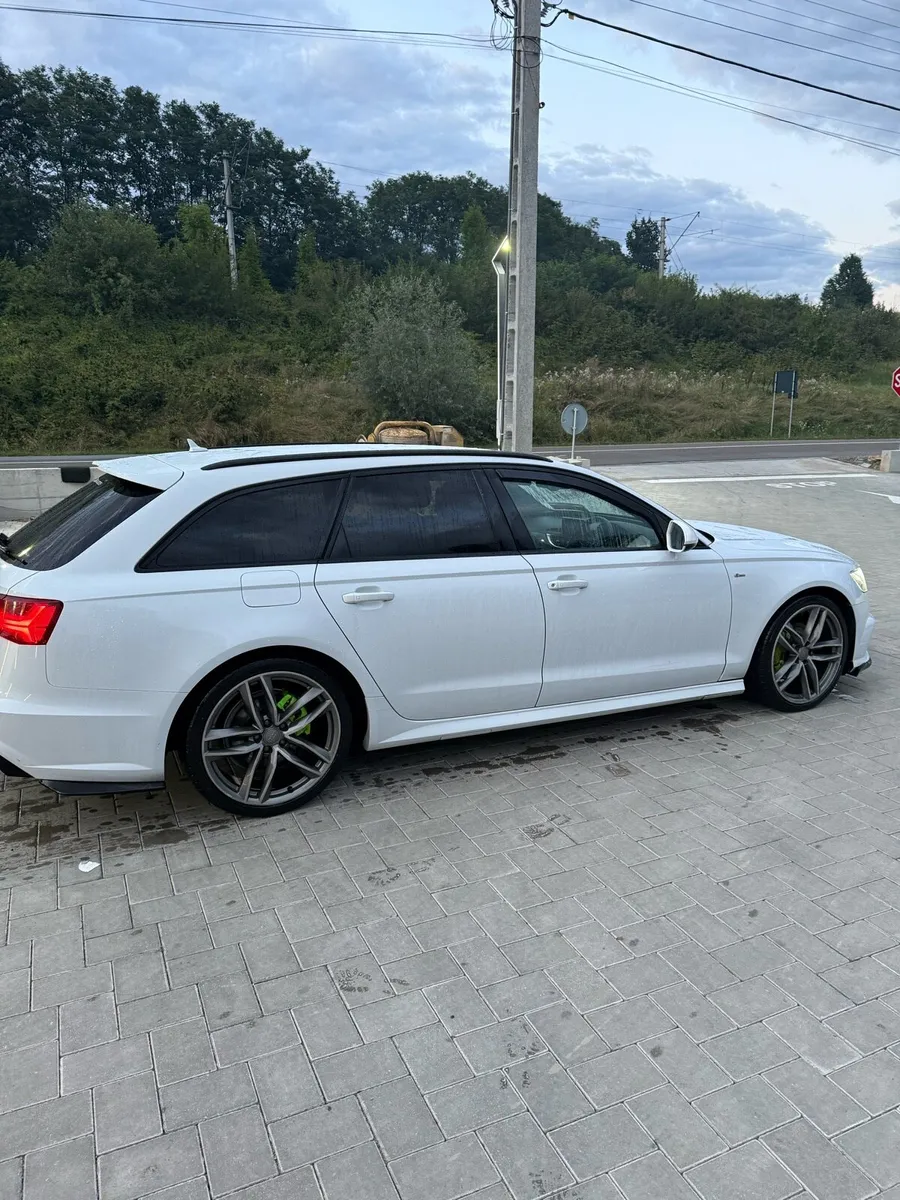 Car - Image 3