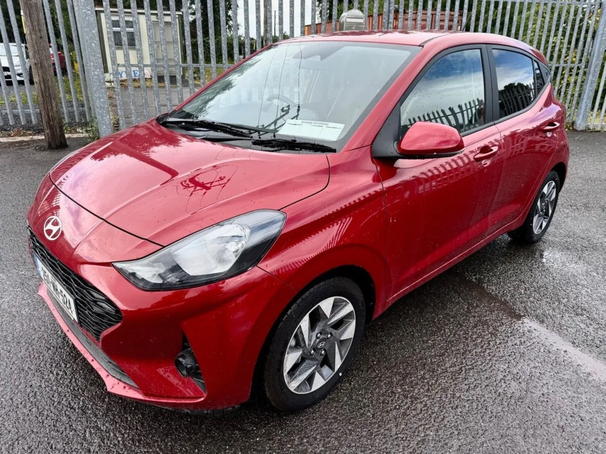Hyundai i10 1.0i Deluxe Plus  demo Sale Delivery - Image 3