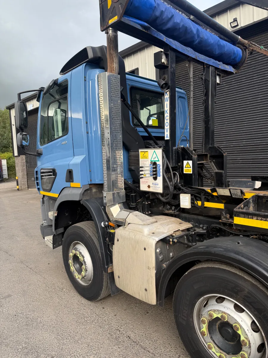 DAF CF410 HOOKLOADER - Image 3
