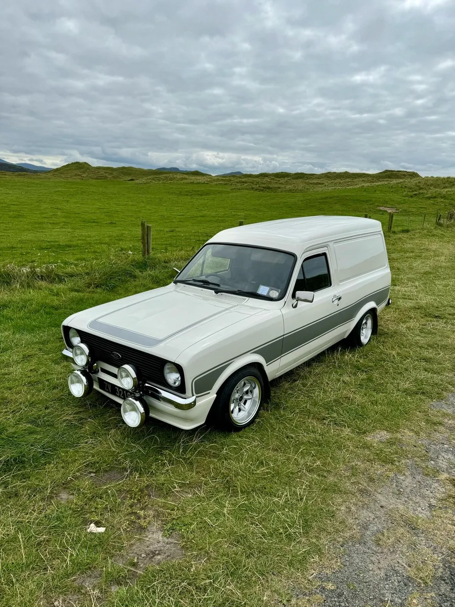 Ford Escort Mk2 RS2000 Van - Image 4