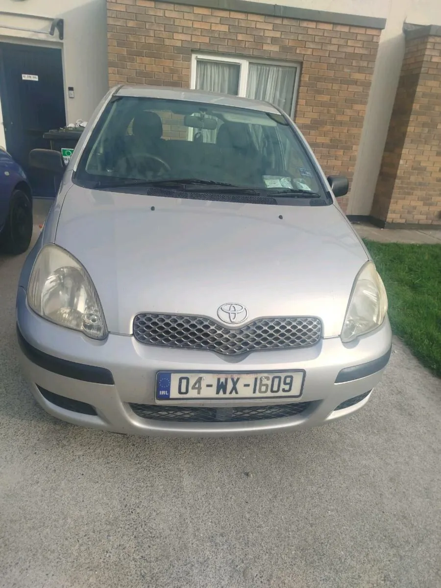 04 Toyota Yaris - Image 1