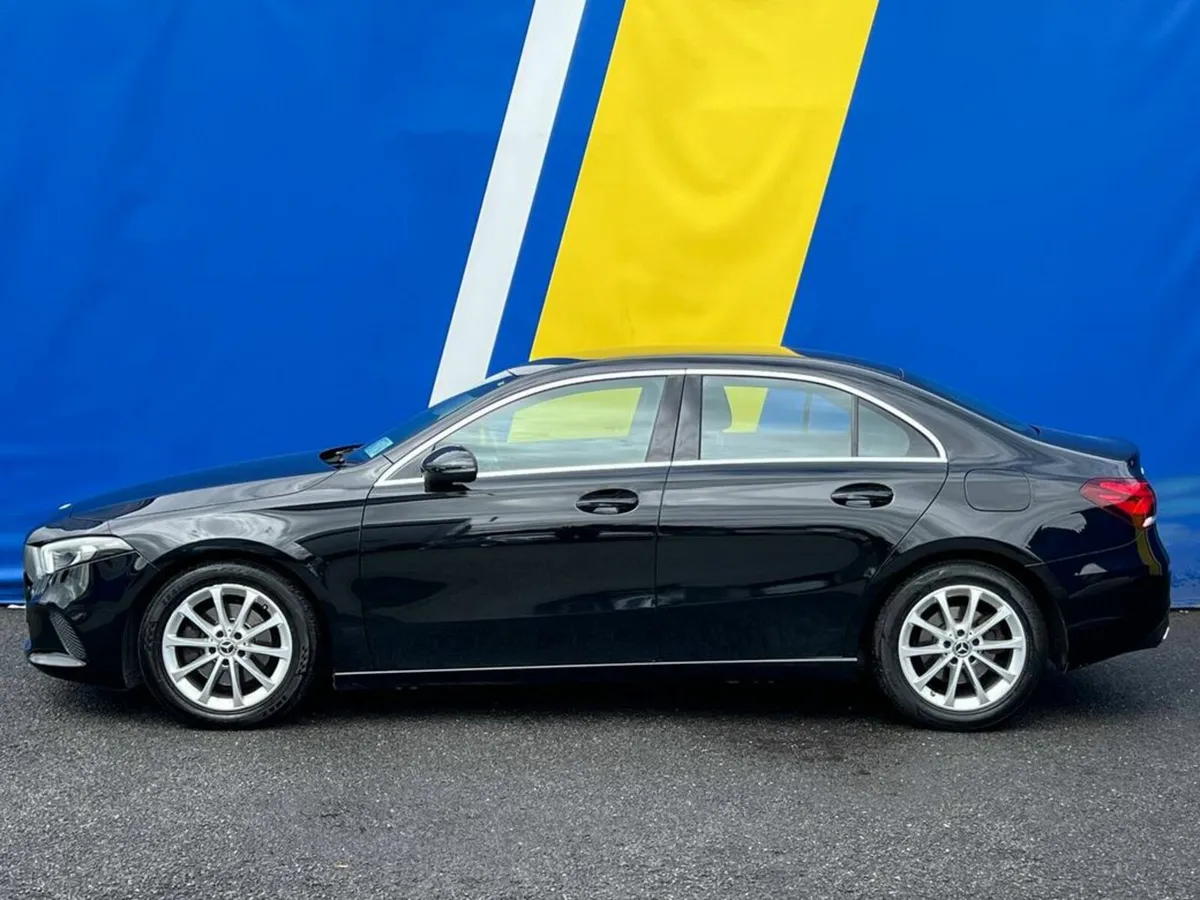 Mercedes-Benz A-Class A200 SPORT 1.3 AUTO // TAXED - Image 3