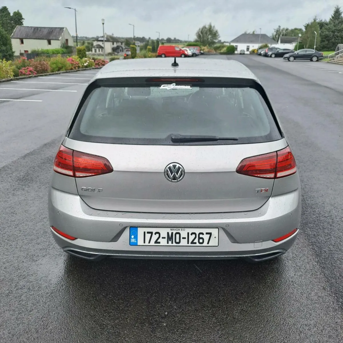 Volkwagen Golf - Image 4
