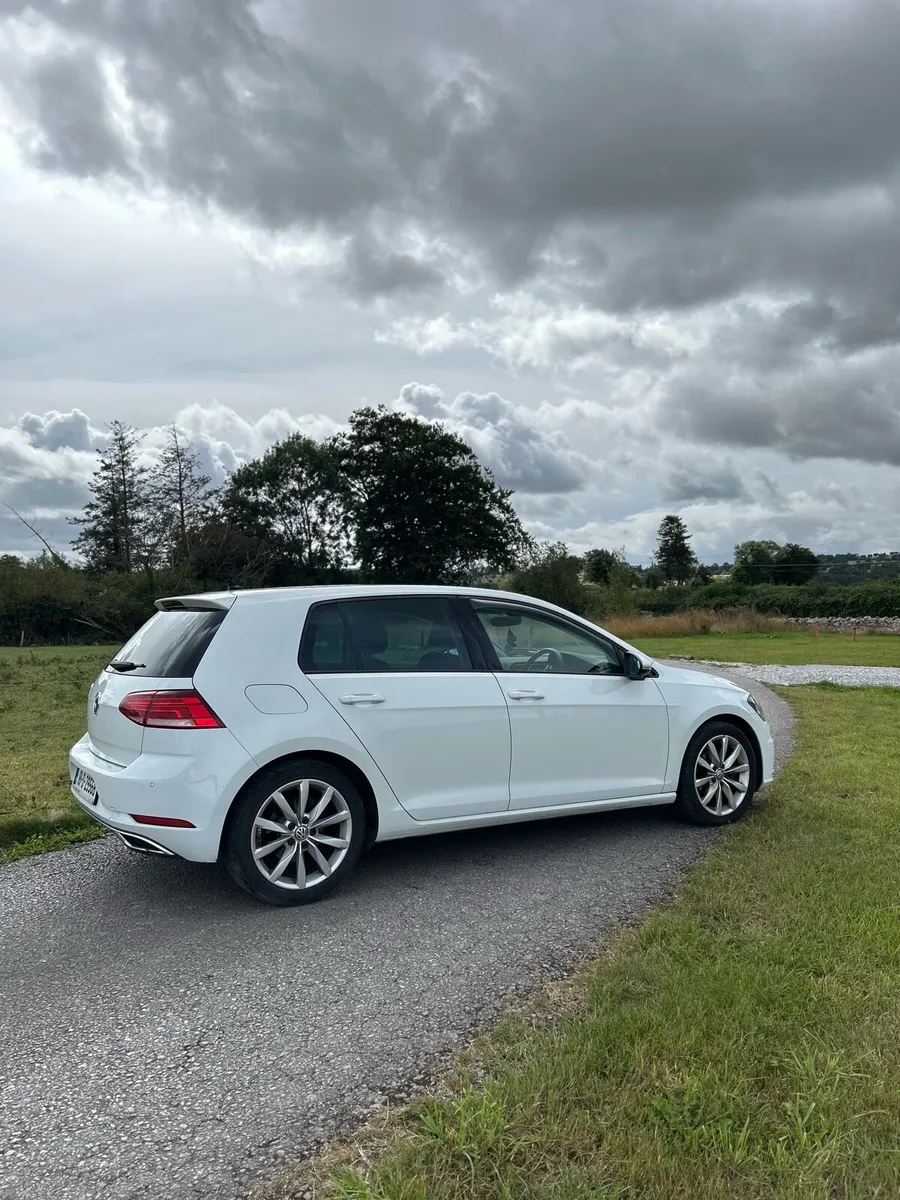 Volkswagen Golf 1.0 TSI Comfort Line 110 BHP - Image 4