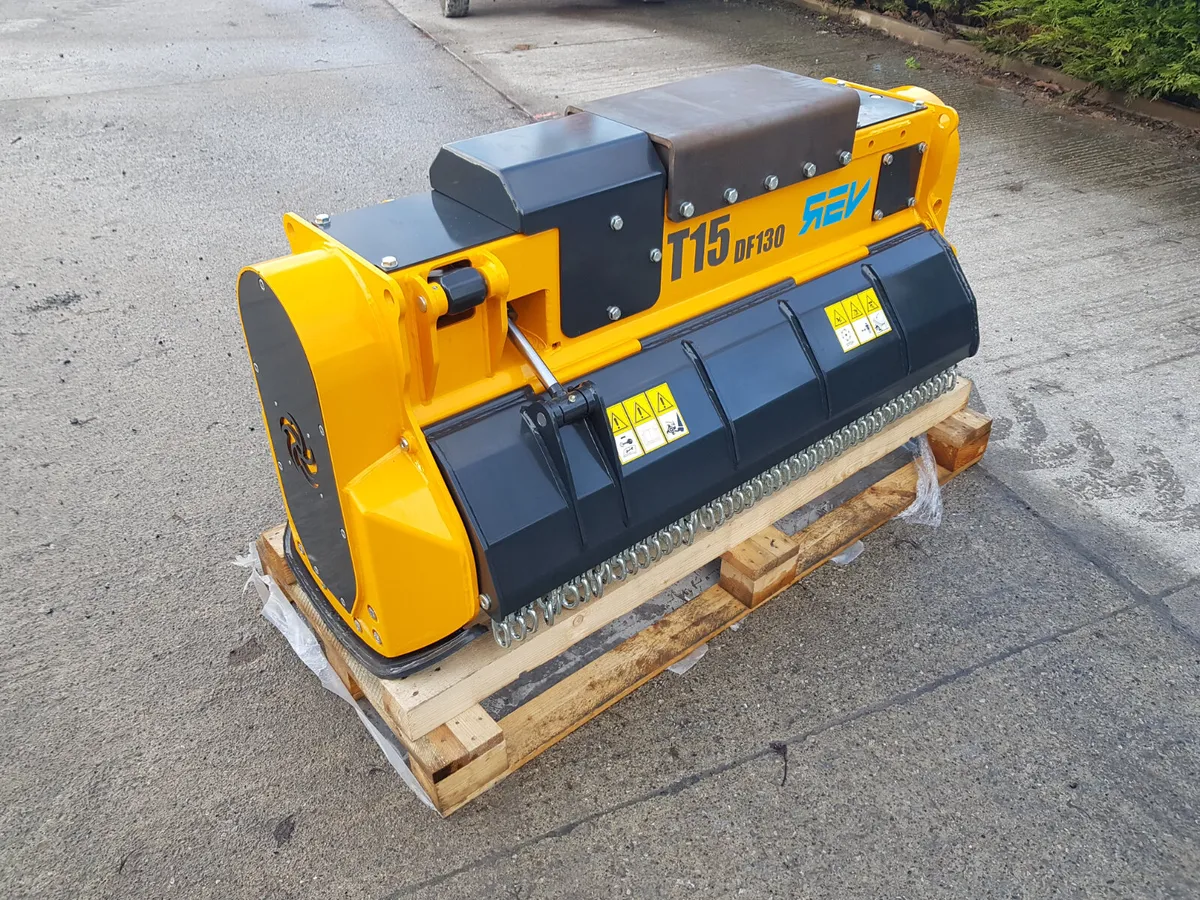 Mulcher for 12 ton to 20 ton digger - Image 2