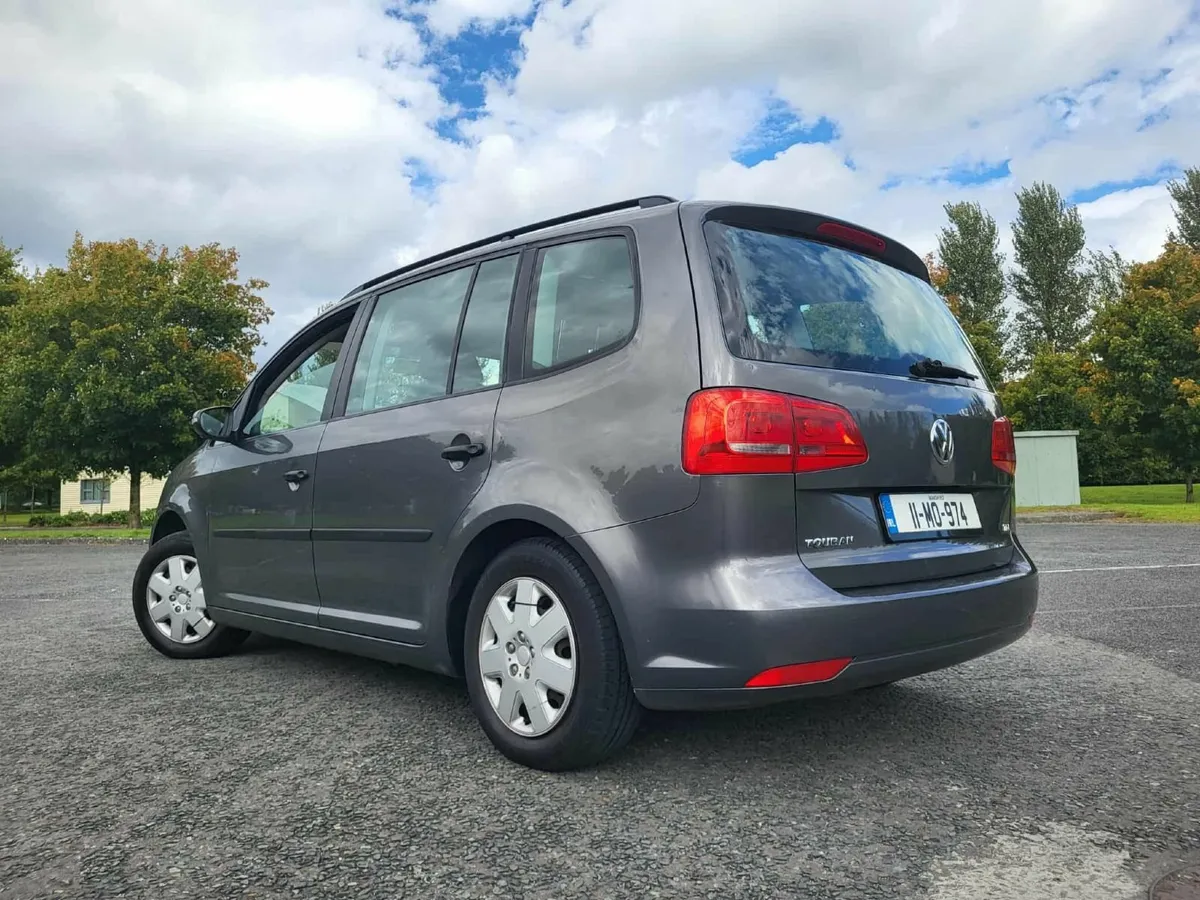2011 Vw Touran TL 1.6TDI **(FRESH NCT 07/26, TAX)* - Image 2