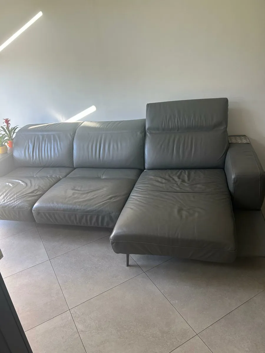 Leather sofa - Image 4