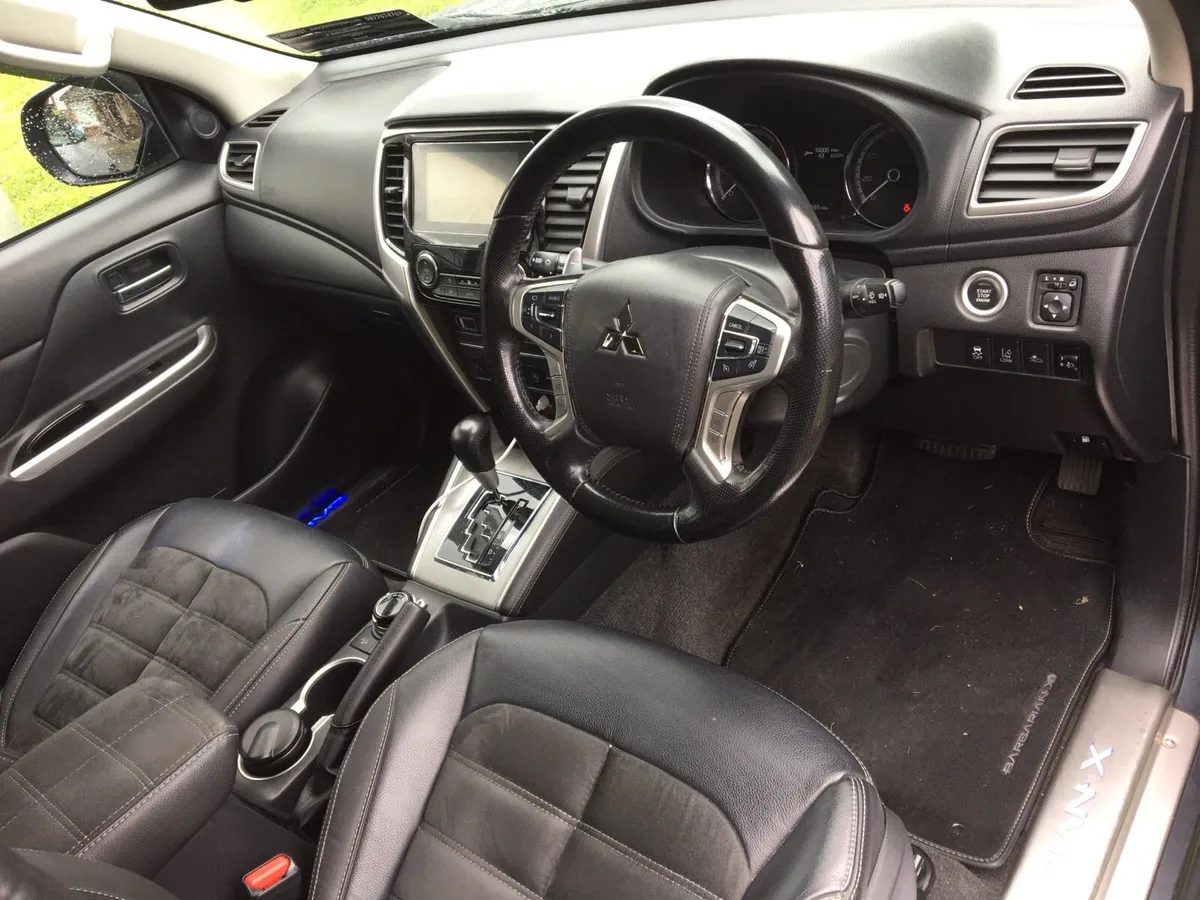 Mitsubishi L200 barbarian X - Image 4