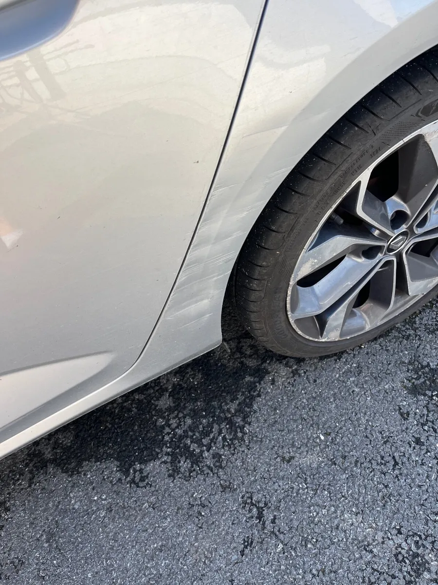 Renault Megane 2017 - Image 2