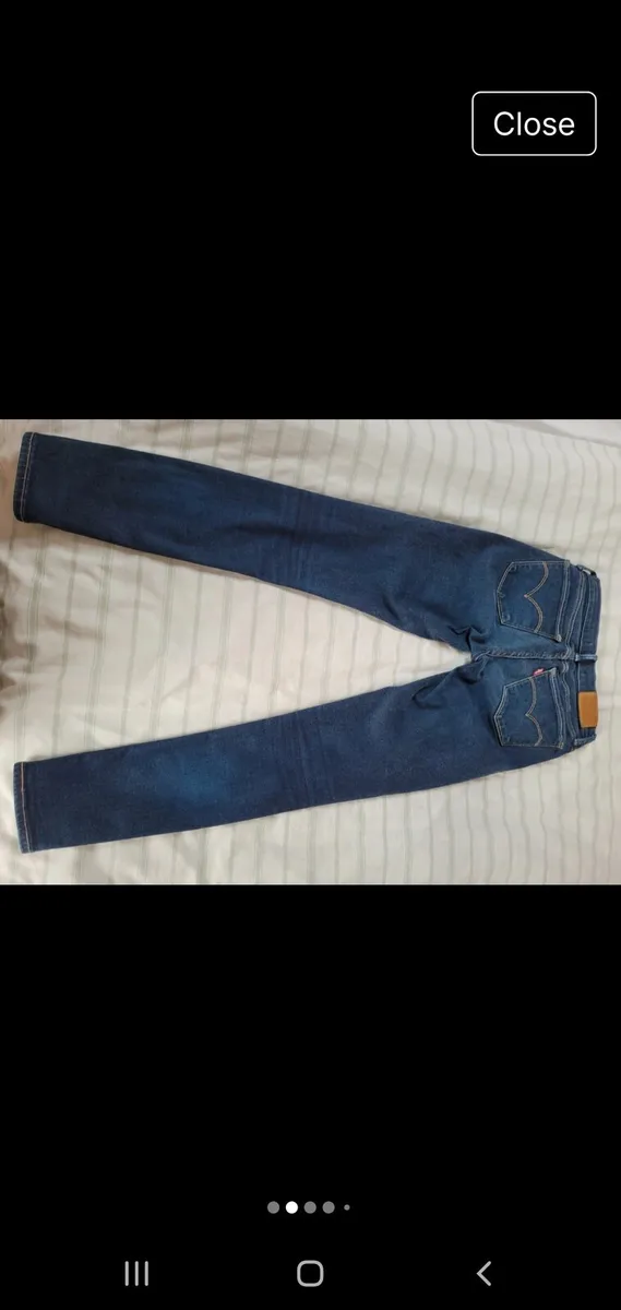 Womens Levis jeans - Image 1