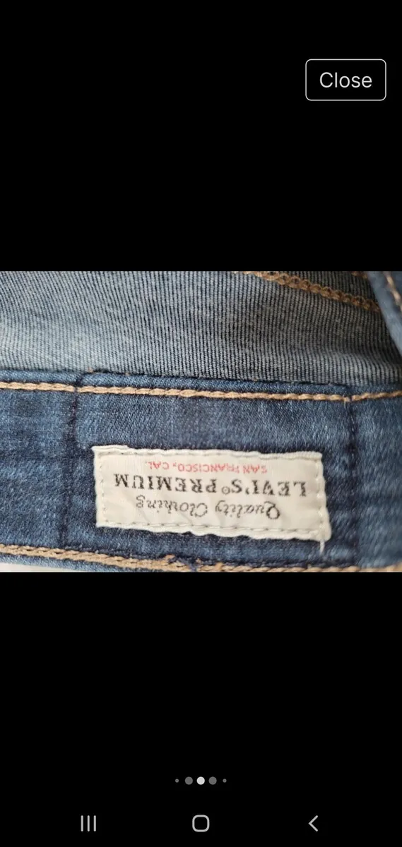 Womens Levis jeans - Image 4