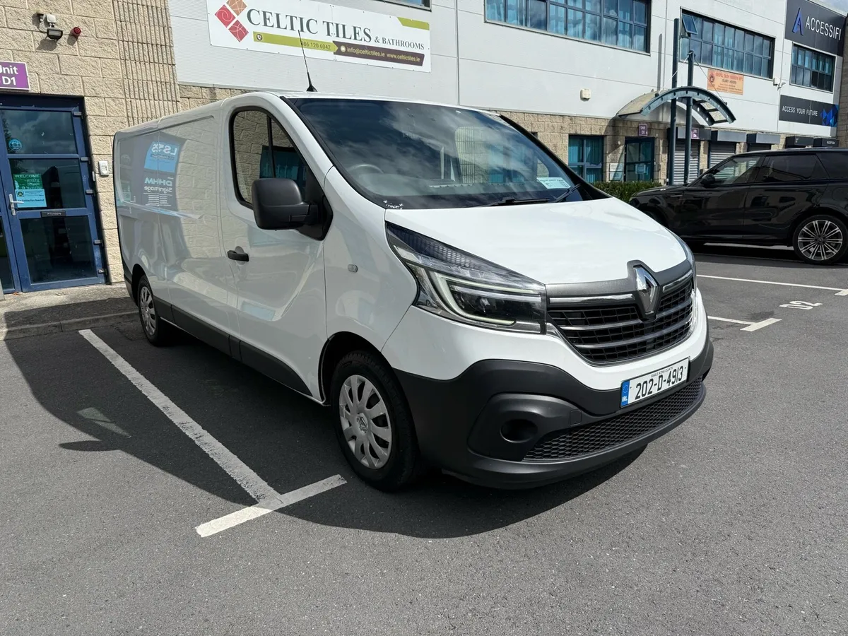 Renault Trafic - Image 1