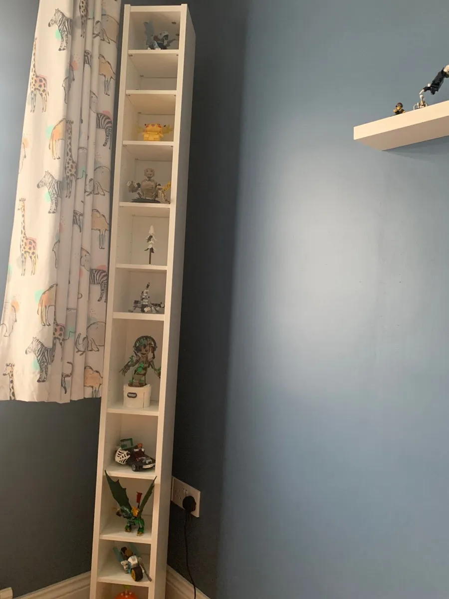 Bookcase/toy storage - Image 1