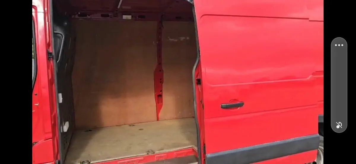 Renault Master 2022 - Image 2