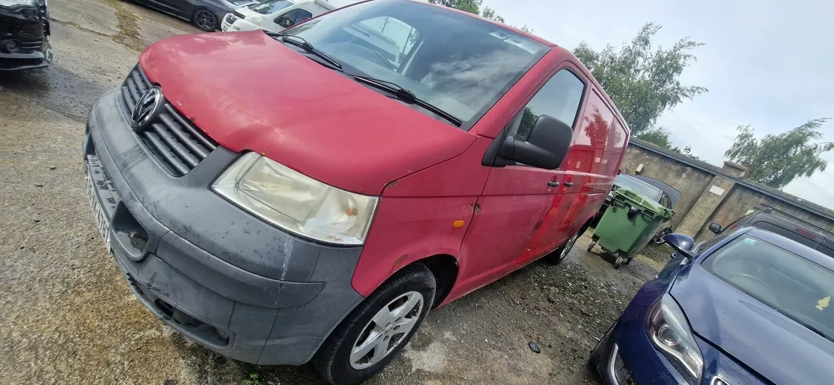 1.9tdi transporter t5 breaking - Image 1