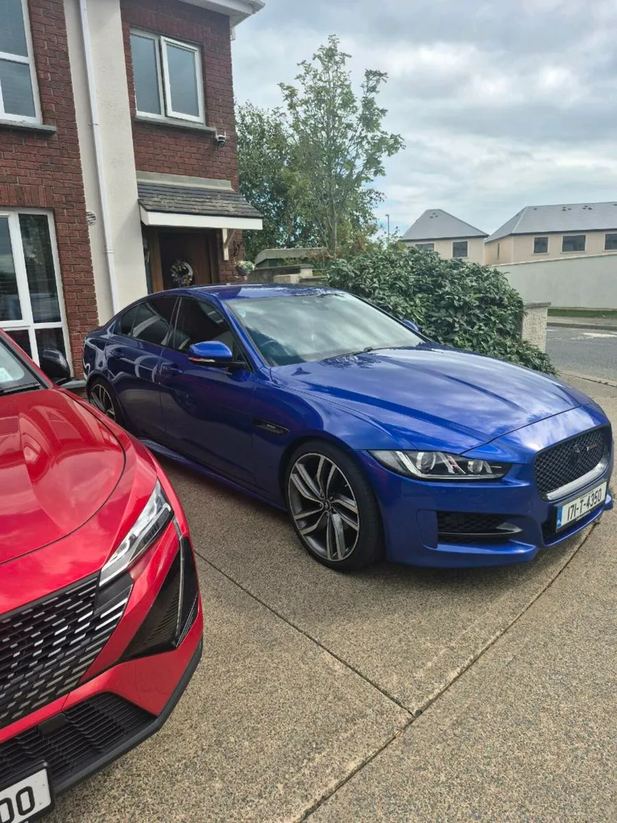 Jaguar R SPORT - Image 1