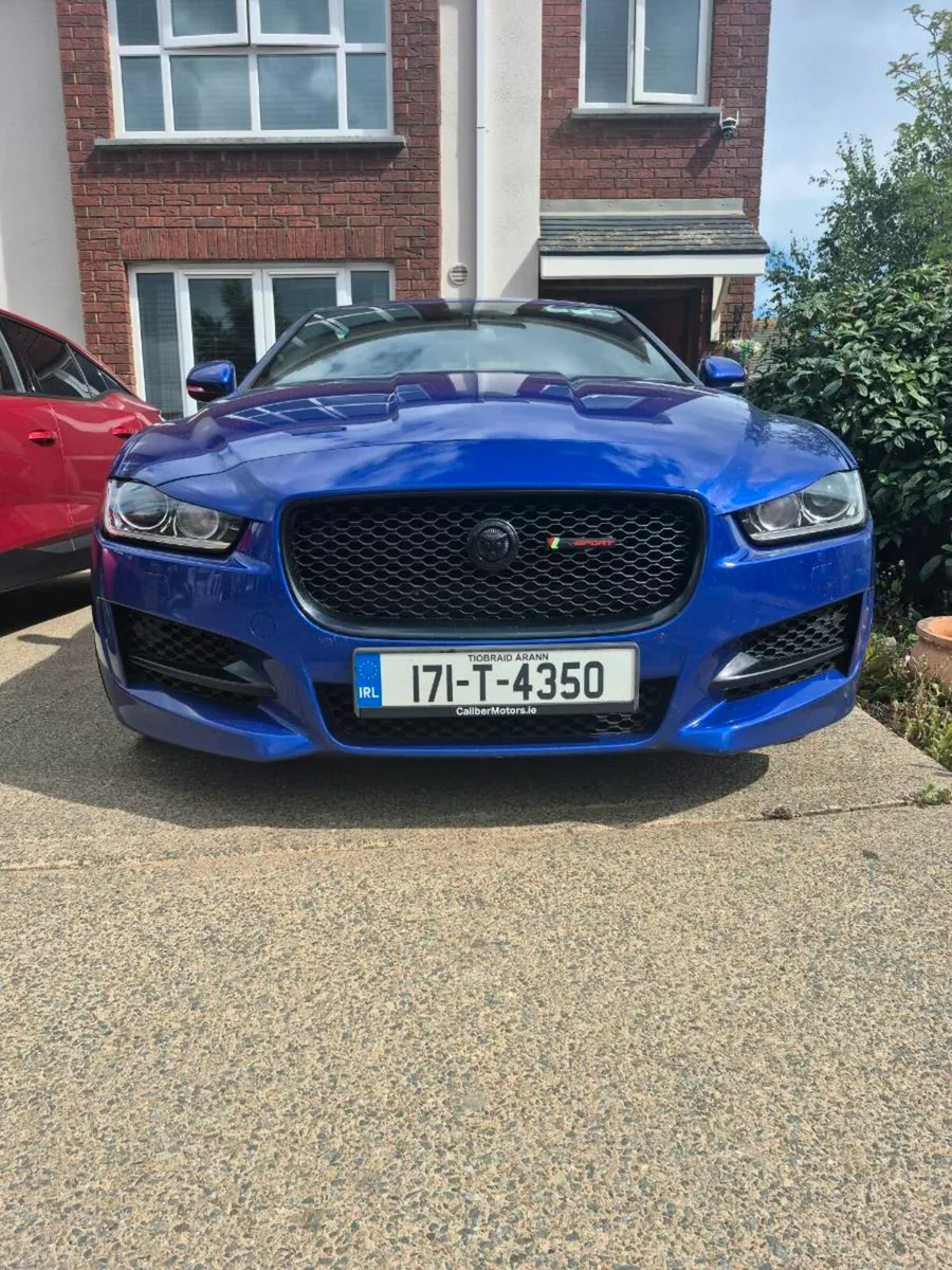 Jaguar R SPORT - Image 2