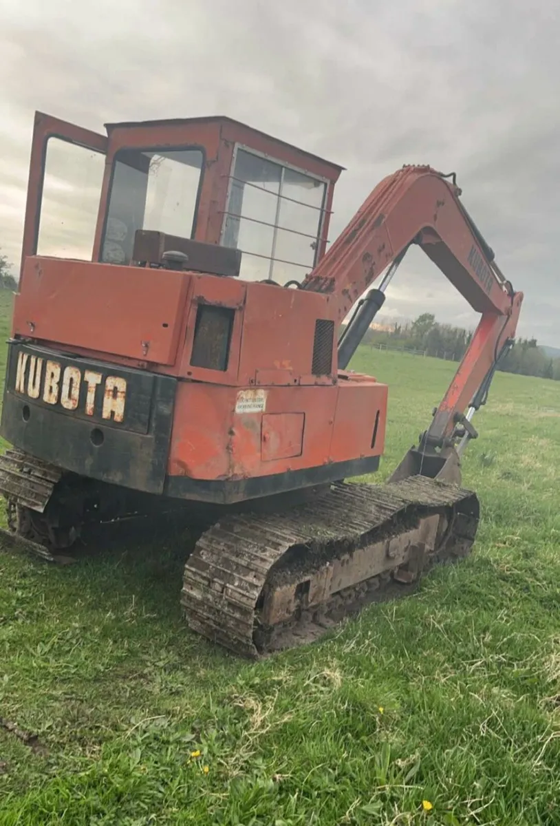 Kubota 4.5 ton digger - Image 2
