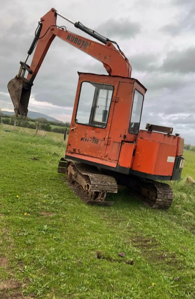 Kubota 4.5 ton digger - Image 1
