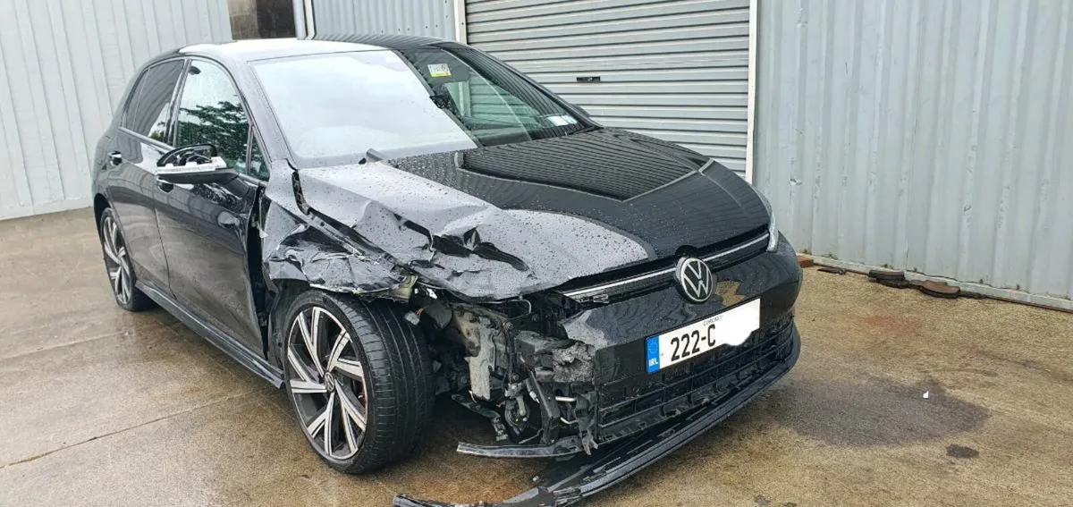 222 VW GOLF 2.0 DIESEL R-LINE - Image 3