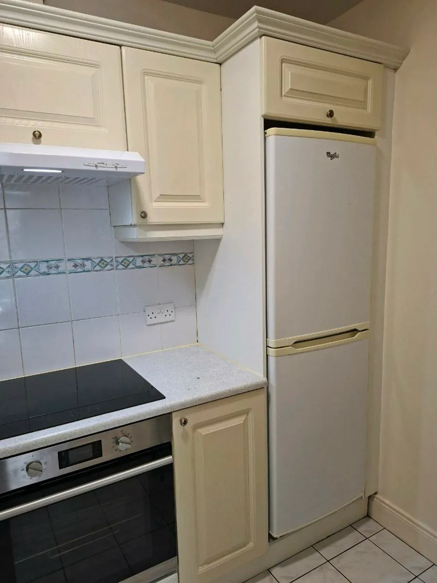 Complete kitchen - Must be collected before 21/09 - Image 3