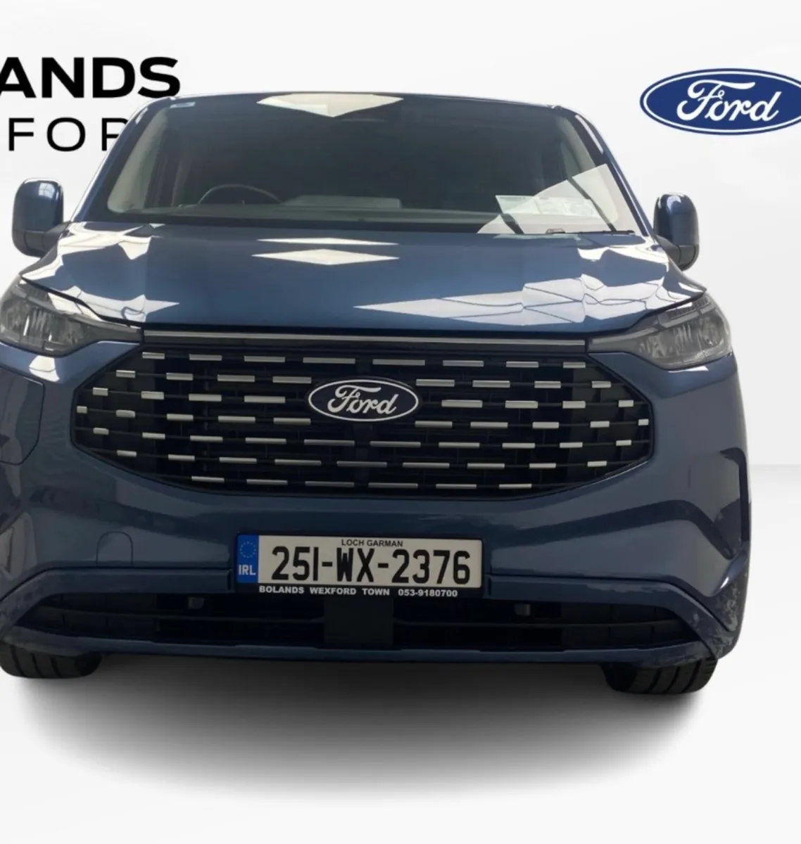 Ford Tourneo Plug In Hybrid 2.5 8 Seater High Spec - Image 2