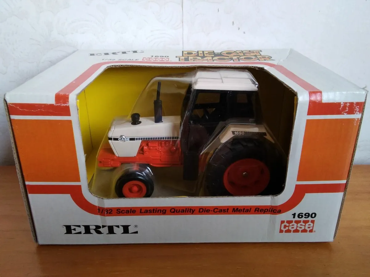 Case 1690 model tractor.
