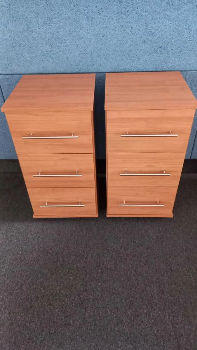 Bedside drawers - Image 1