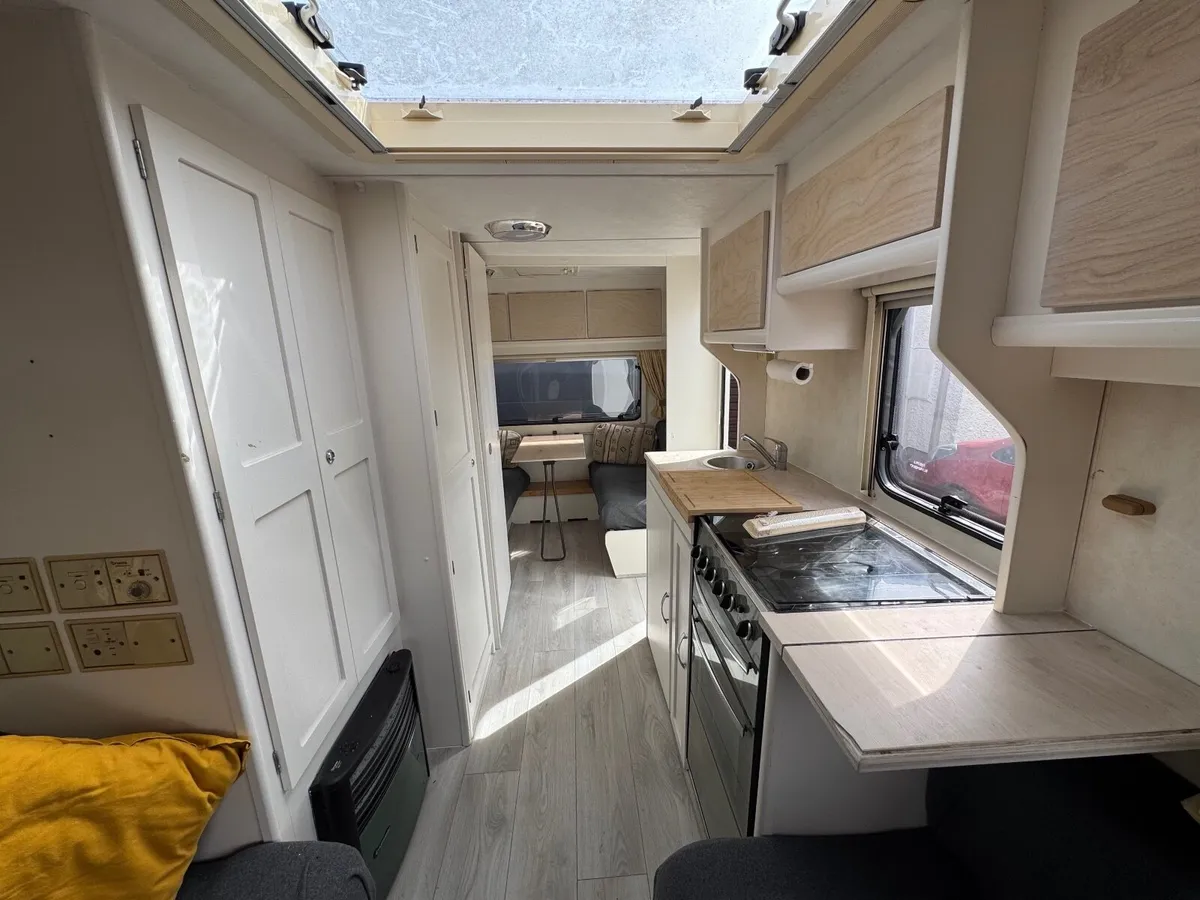 Caravan - 4 Berth - Image 1
