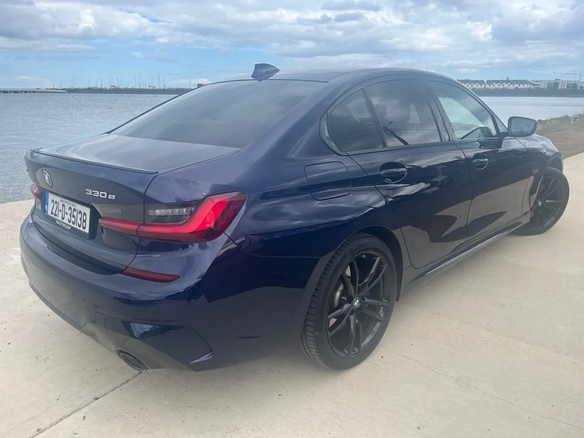 BMW 330e M Sport Pro Edition - Image 3