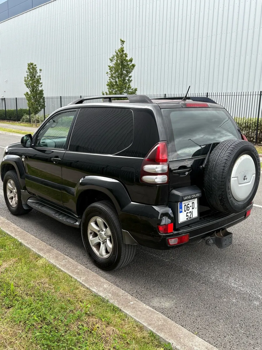 2006 Toyota Land Cruiser SWB Doe 2/26 208kms - Image 3